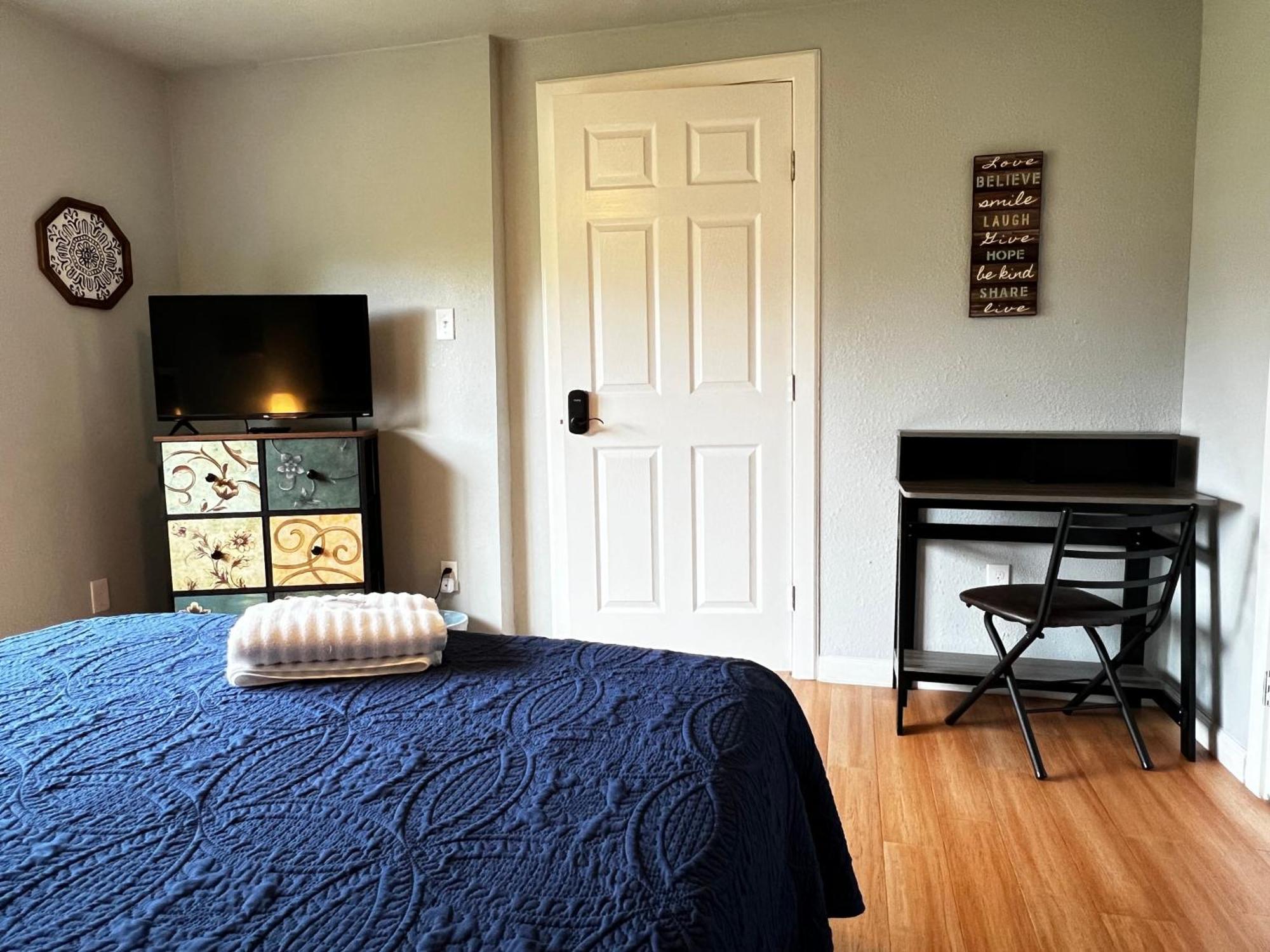 Boho Bliss- Cozy Private Room 2 Miles From Alamodome! San Antonio Eksteriør billede